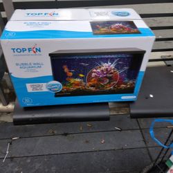 2 Top Fin Aquariums (Bubble Wall & All In In)