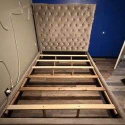  Queen Size Bed Frame 