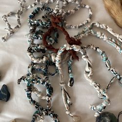 Knots & Thread Bracelet & Anklets & Collars