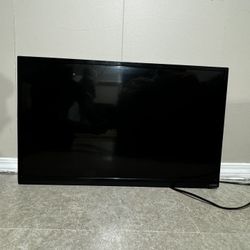 28 Inch Vizio TV 