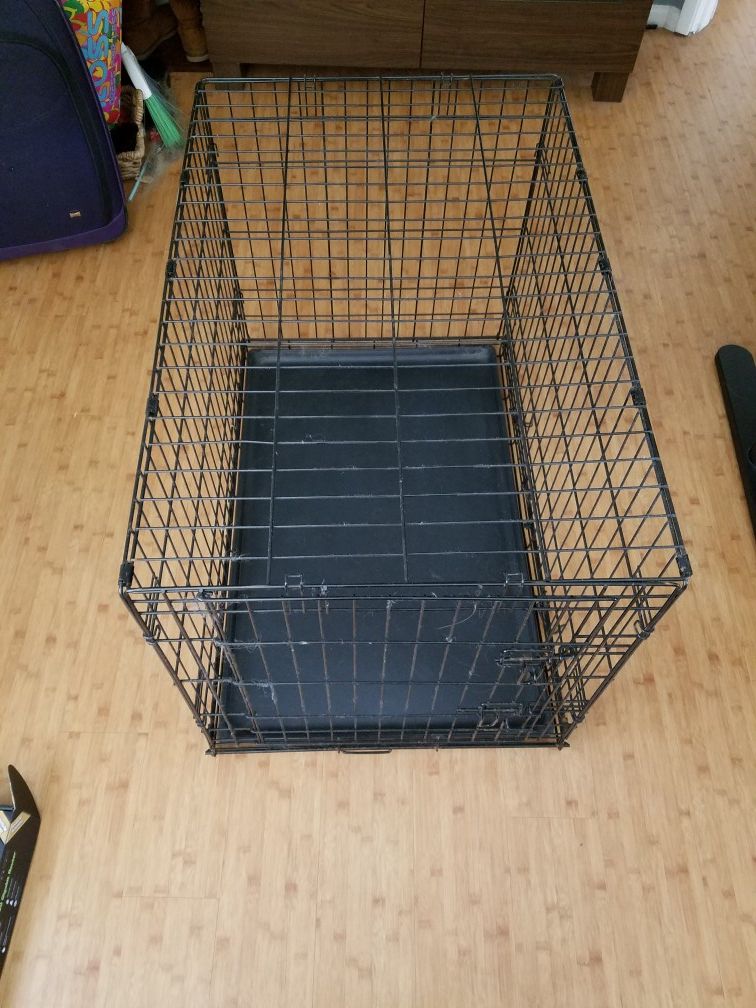 Dog Crate/Kennel - 36"w 24"l 26"h