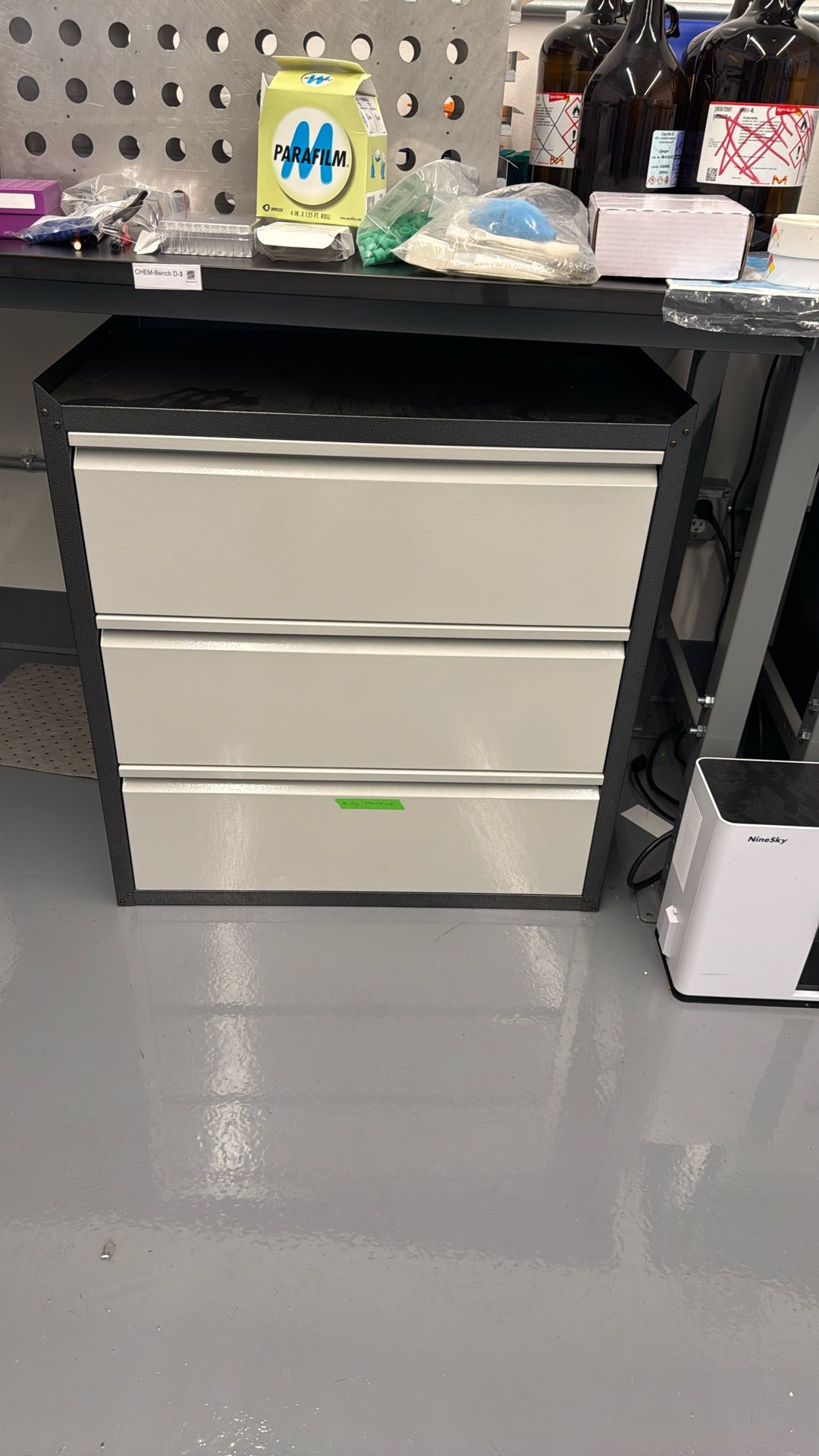 Industrial 3 Drawers Cabinets 