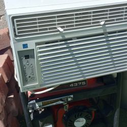 Air Conditioner/Window Unit 6000Btu