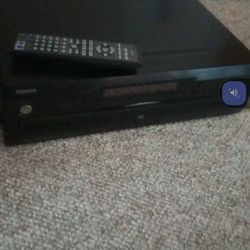 Integra 5 Disc DVD Player With Remote 