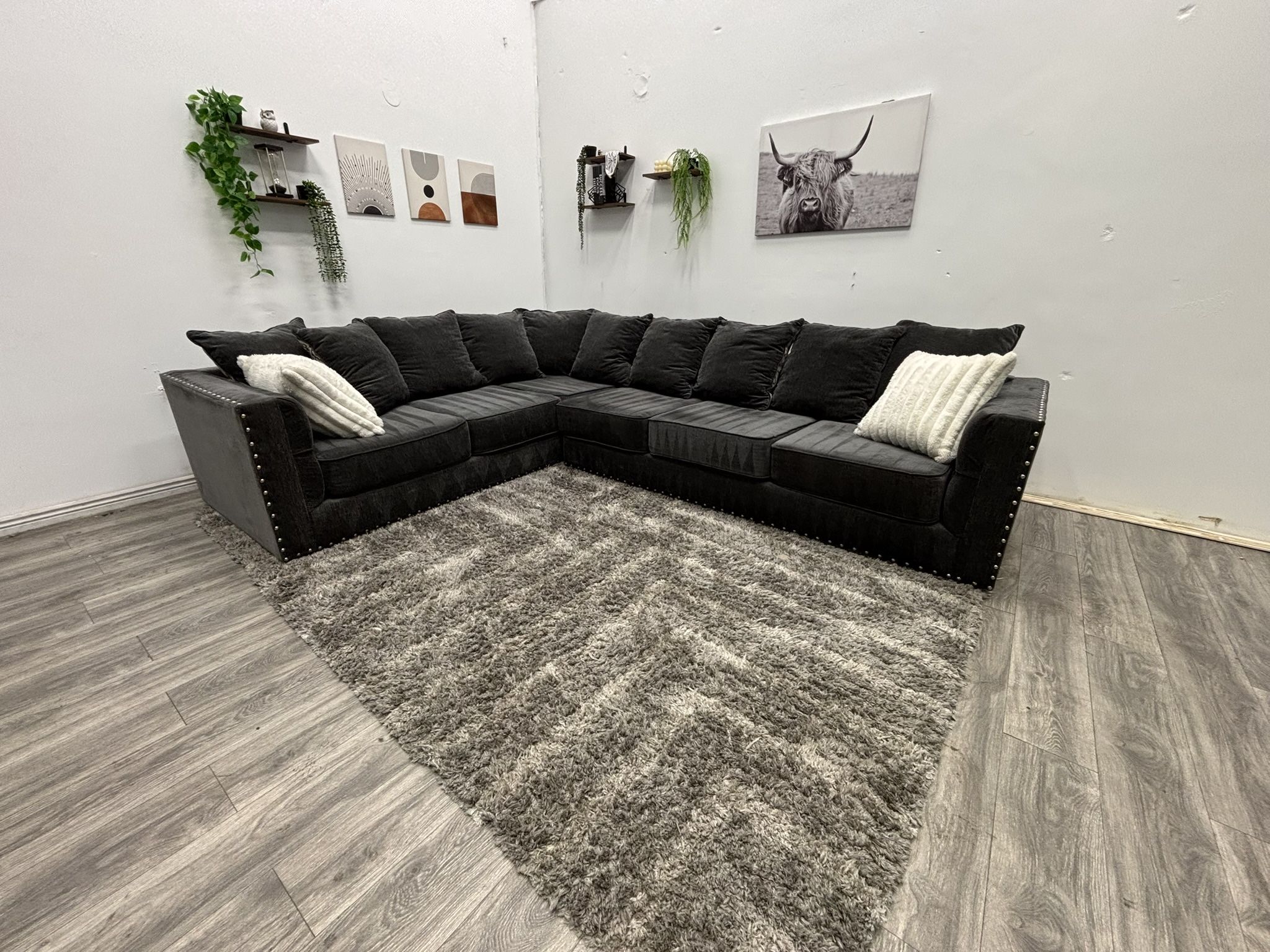Gray Sectional Couch - Free Delivery 