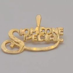 Someone special pendant 14k yellow gold charm preowned