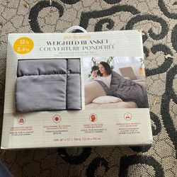 12 Lb Unopened Weighted Blanket