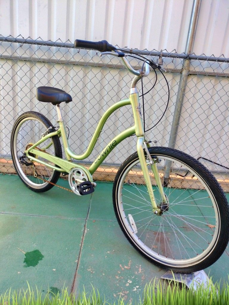 Electra Townie 7D Bicycle Bike Hybrid Cruiser