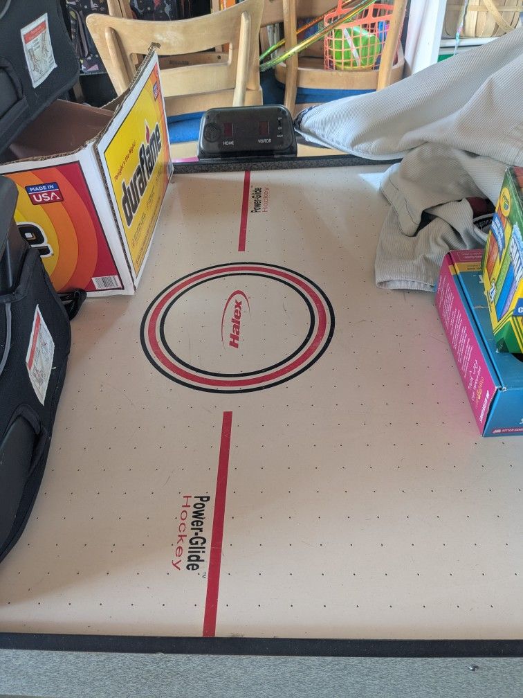 Free Air Hockey Table