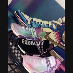 YEEZY 350 V2, Human Race Pharrell Williams, LV, Timbs