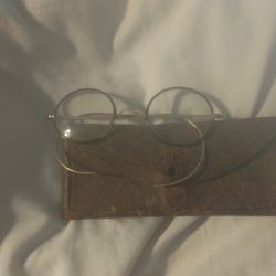 windsor style antique glasses