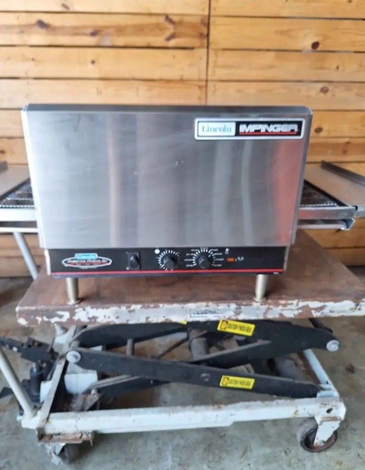 Lincoln Impinger Electric countertop oven