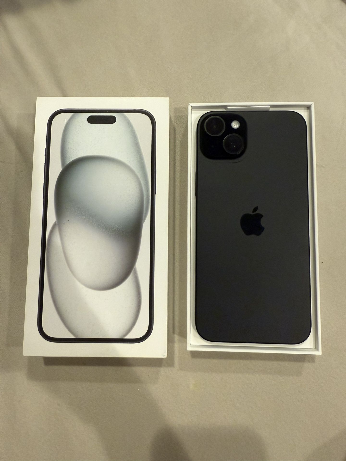 Apple iPhone 15 Plus 128 GB Unlocked 