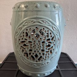 Luxury Ceramic Sea Green Decorative Garden Stool - Beautiful Excellent Condition