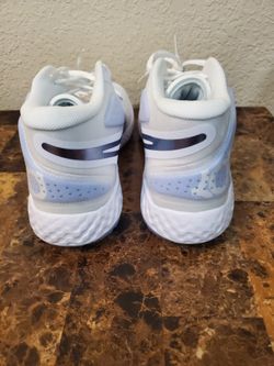 kd trey 5 viii white silver ice