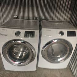 Samsung washer and dryer working and in good conditions ready to stack
