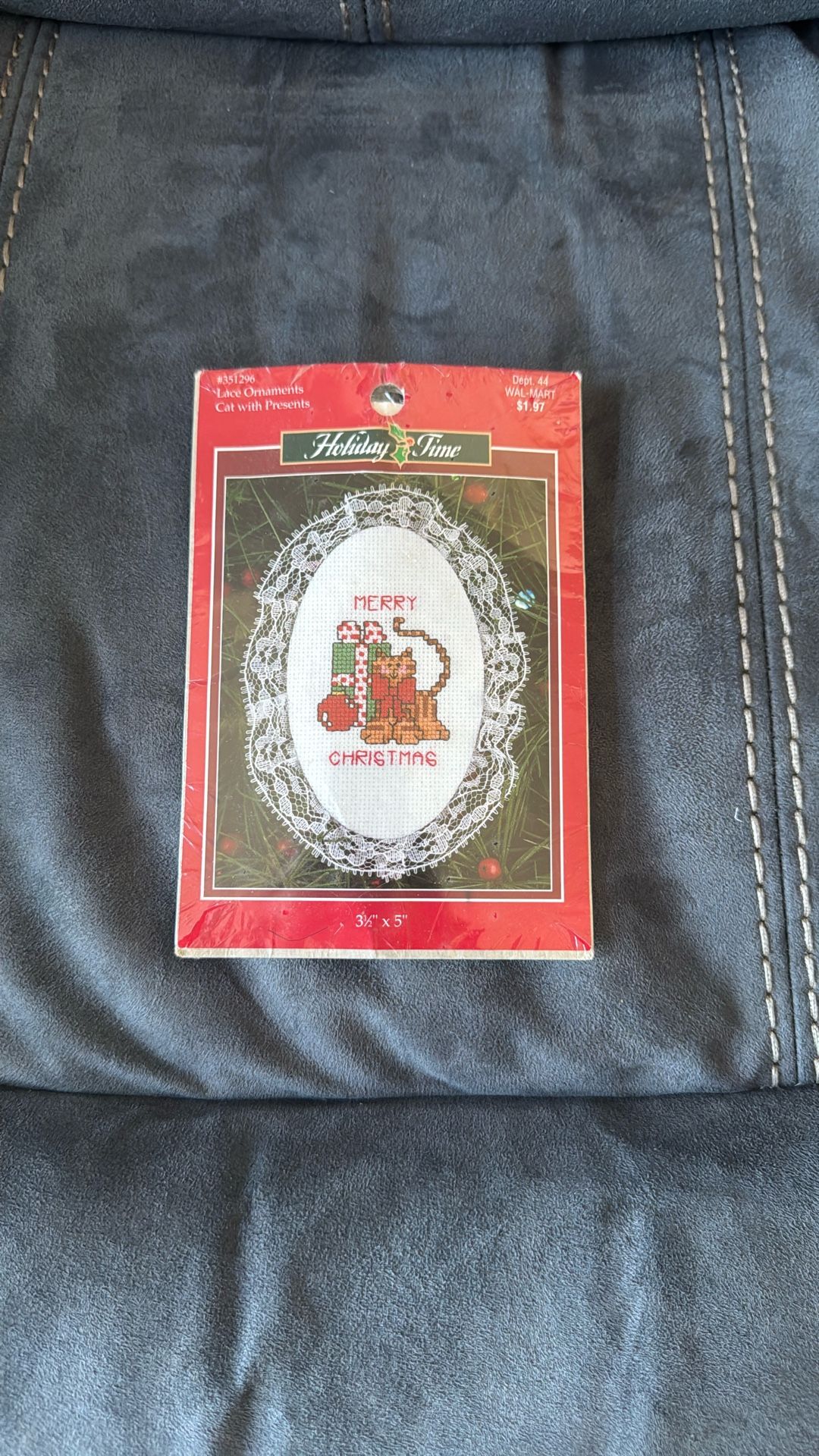 New Holiday Time Cat With Presents Cross Stitch 3 1/2” x 5”Lace Ornament