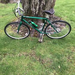 28” Raleigh Hybrid Bike (xl Frame 24 Speeds)