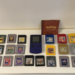 Gameboy Color with 20 Games Pokémon Zelda Mario Tetris Harvest Moon Dragon Warrior Many Others