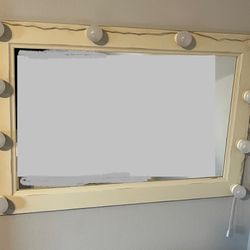 Vanity Lights Mirror