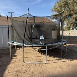 Trampoline FREE