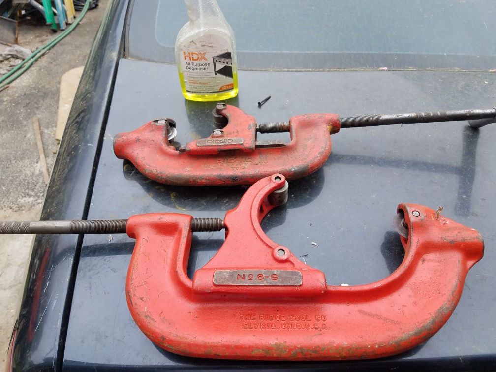 Rigid plumbing cutters