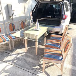 Dining Set $189 🎈🎁🍁🍀 Great Condition, Delivery 🚚 Available, Table, Chair, Glass Furniture, Kitchen Dining Furniture, Wood Furniture, Household 