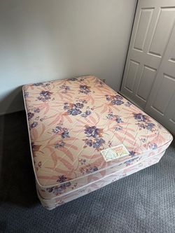 Medico Pedic Full Mattress with Metal Frame