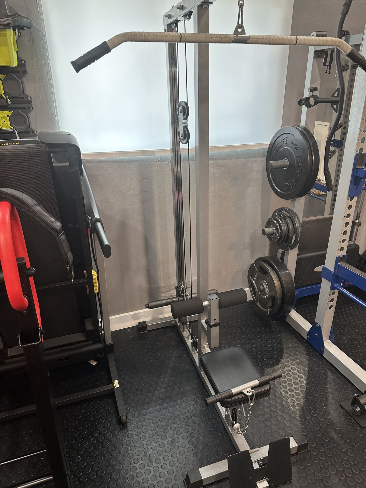 Lat Pulldown Cable Machine w/ Curl & Row