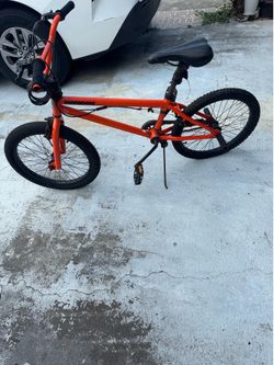 R2396WM 20" Mongoose Mode 180 Boys' BMX Bike, Steve McCann Orange, (MECHANIC SPECIAL )