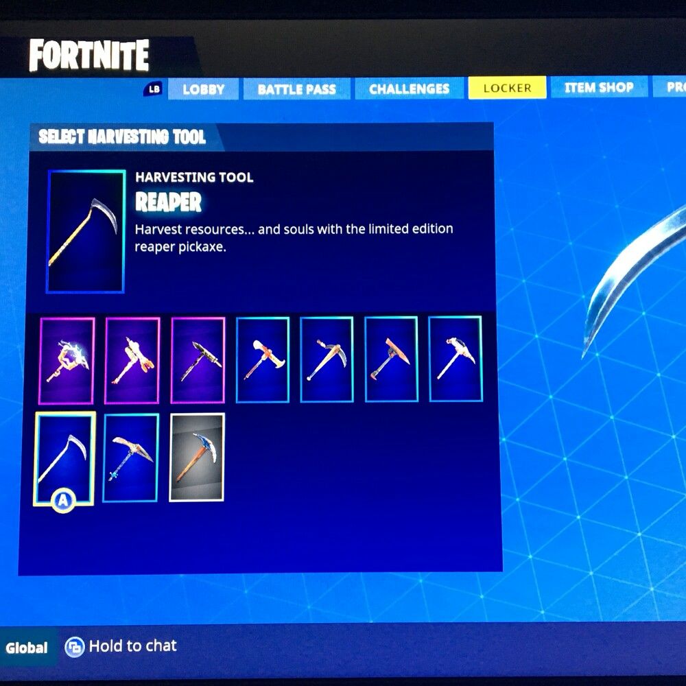 Fortnite locker
