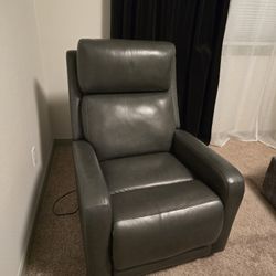 Power Leather Recliner NEW!!