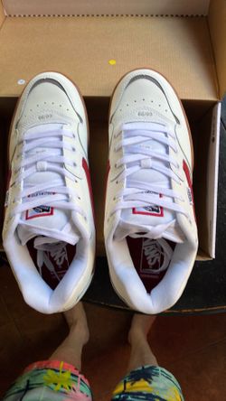 VANS ROWLEY XLT SIZE 11.5