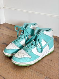 Nike Dunk High Retro