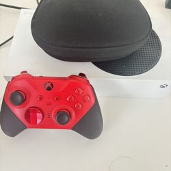 Xbox series s with elite series 2 controller with the case and all it’s accessories