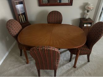 Teak Dining Room Table and 5 Chairs