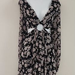 Bebe Floral Print Deep V-neck Sheer Long-Sleeve Maxi Dress in Size L Color: Black/ Pink 