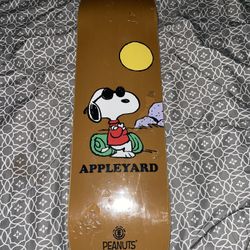 Element x Peanuts 8.25 Snoopy Deck