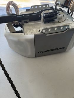 Chamberlain Garage Door Opener Used