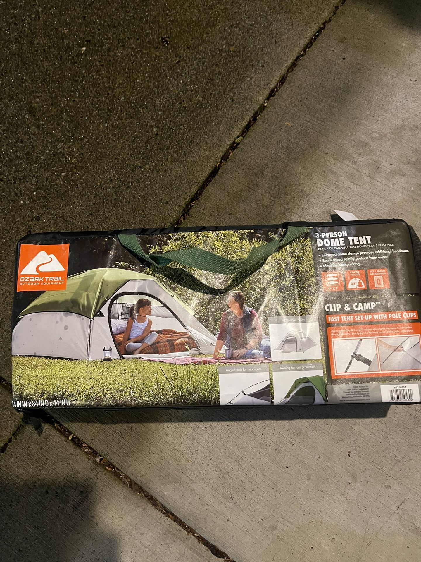 Brand New 3 Person Tent 