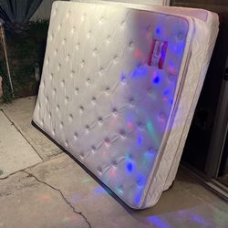 Queen Size Mattress And Box spring