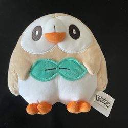 Pokémon Rowlet Plush Stuffed Animal - 8"