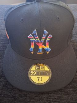 MLB New Era Yankees 59fifty Fitted 7 3/4 with Hispanic logo and under brim $30