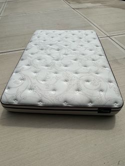 Queen mattress