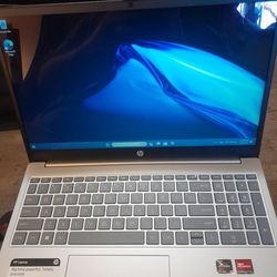 HP LAPTOP BRAND NEW !! Touch Screen 