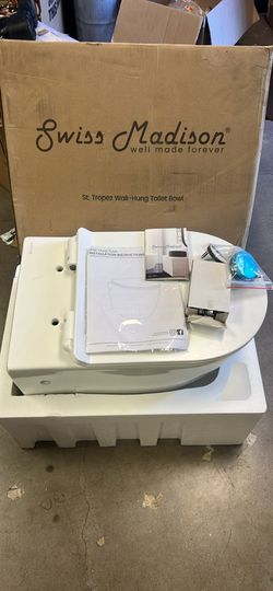 Swiss Madison St. Tropez Wall-Hung Toilet Bowl opened box