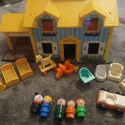 Vintage Little People Play Family House With Furniture, Vehicles & People