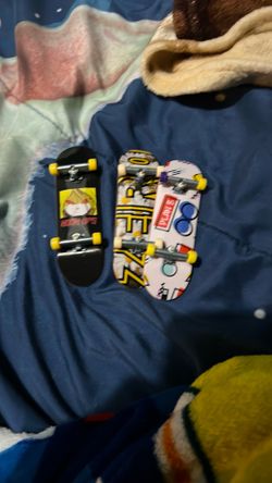 Tech deck fingerboard