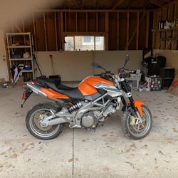 Aprilia shiver 750 Motorcycle