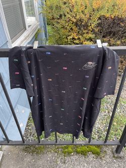 Nike Mini Logo Tshirt